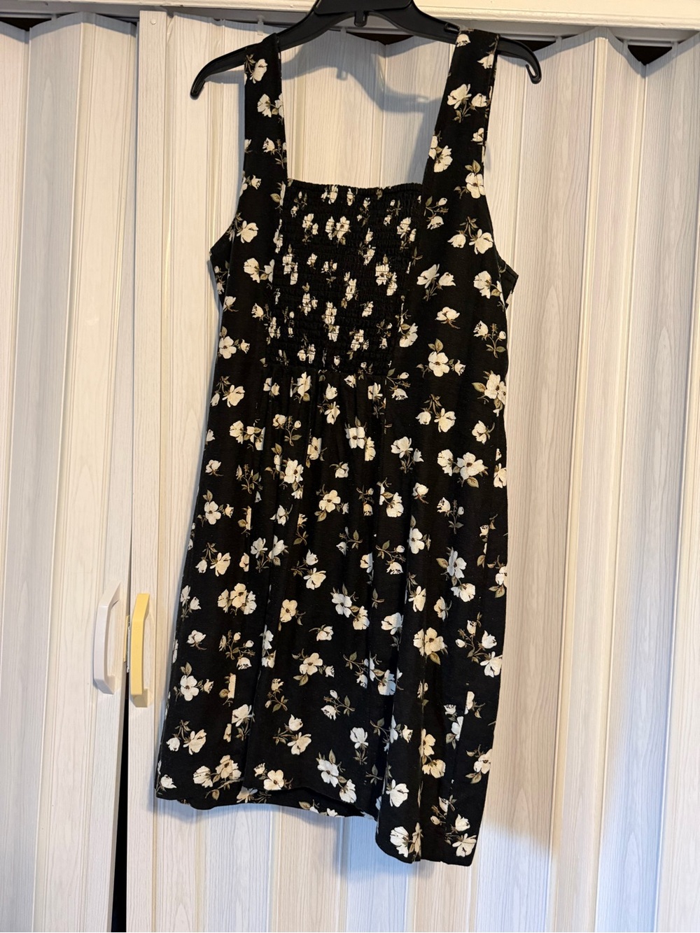 Old Navy Black Floral Elastic-Waist Dress